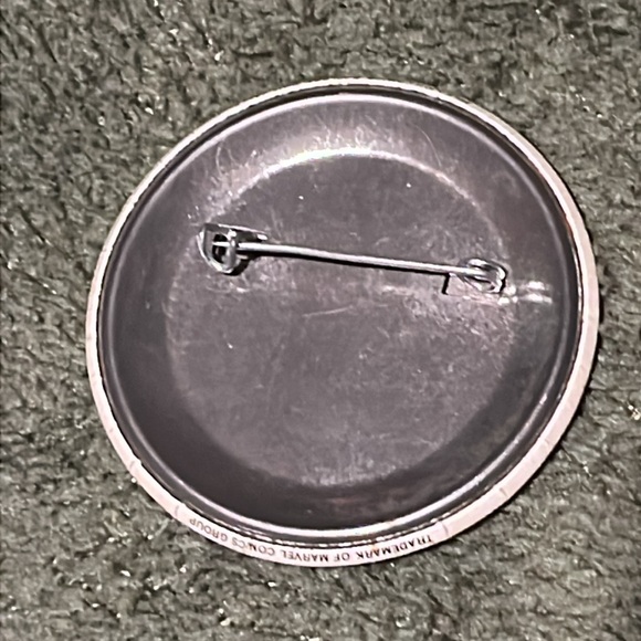 Vintage Wolverine 2 1/4” Pin (1983) - Picture 2 of 5